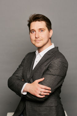   -  , ,   HR -  -  HRTIME